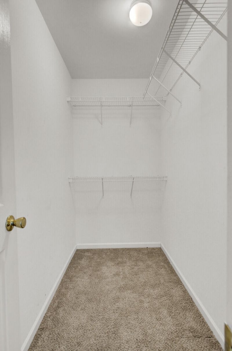 208 Darcy Avenue Photo 24