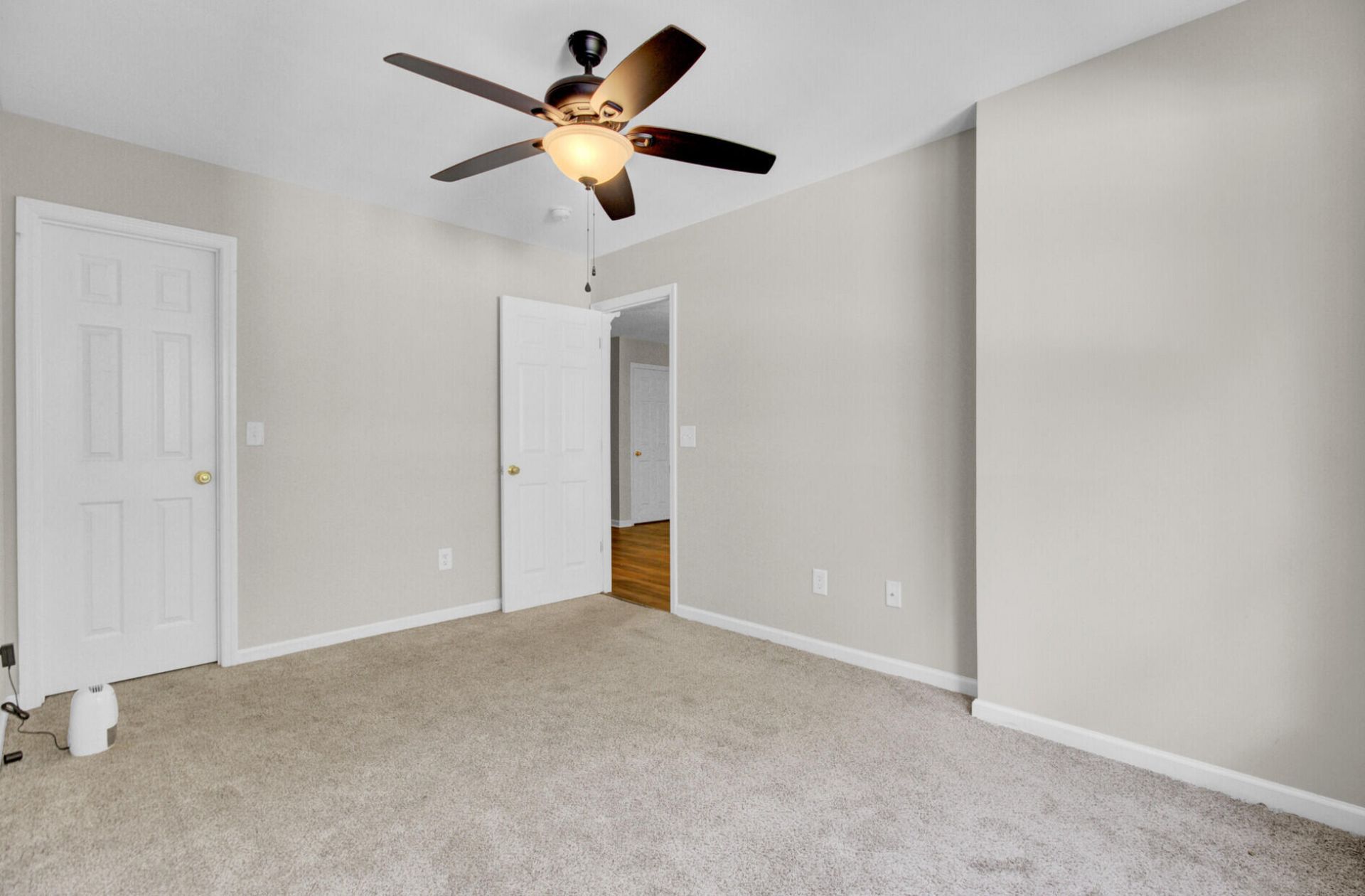 208 Darcy Avenue Photo 26