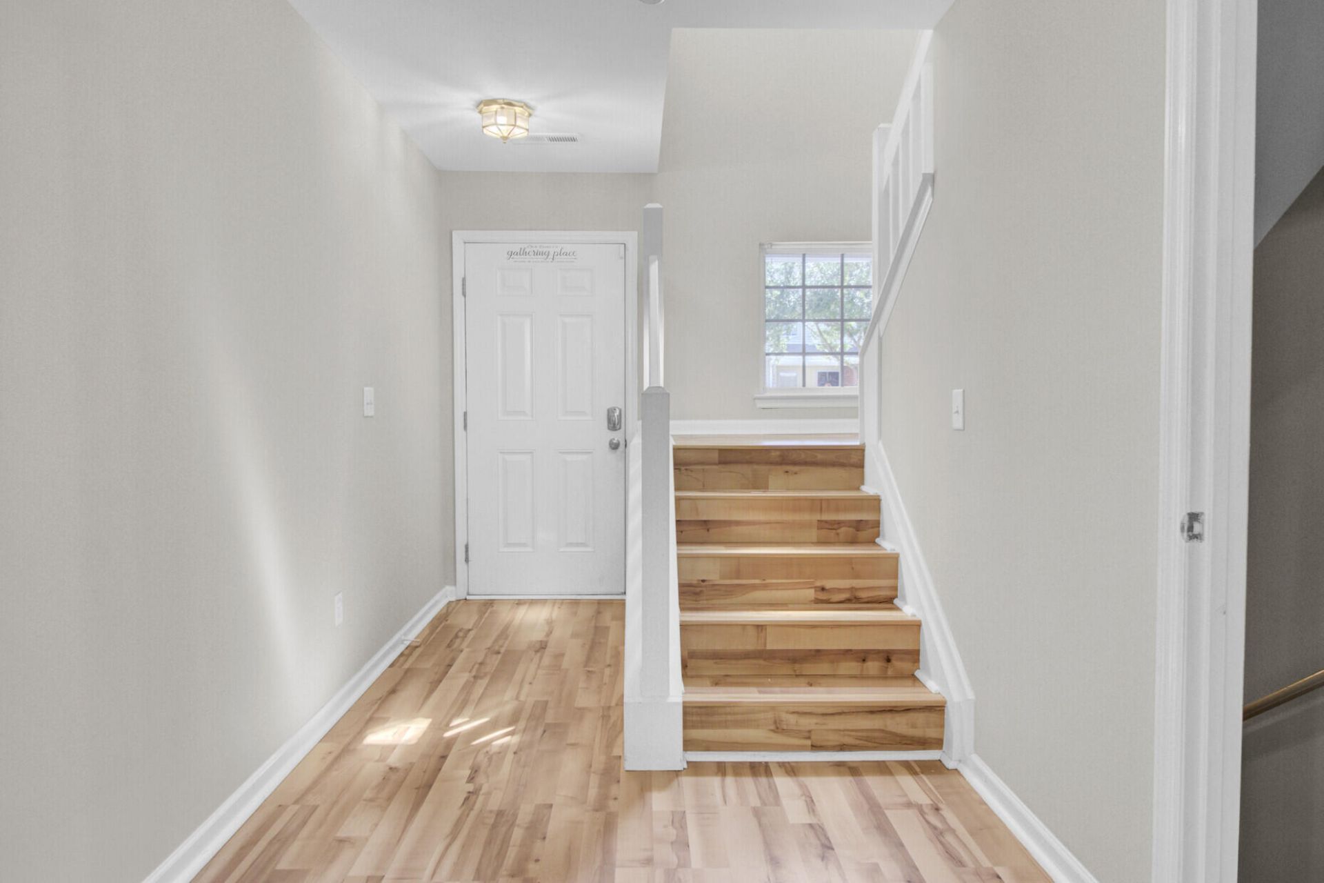 208 Darcy Avenue Photo 9