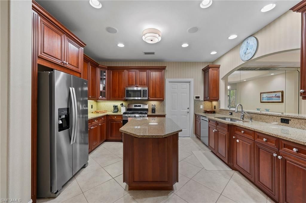 2809 Tiburon Blvd E, Unit 2-101, Naples, FL 34109 Photo