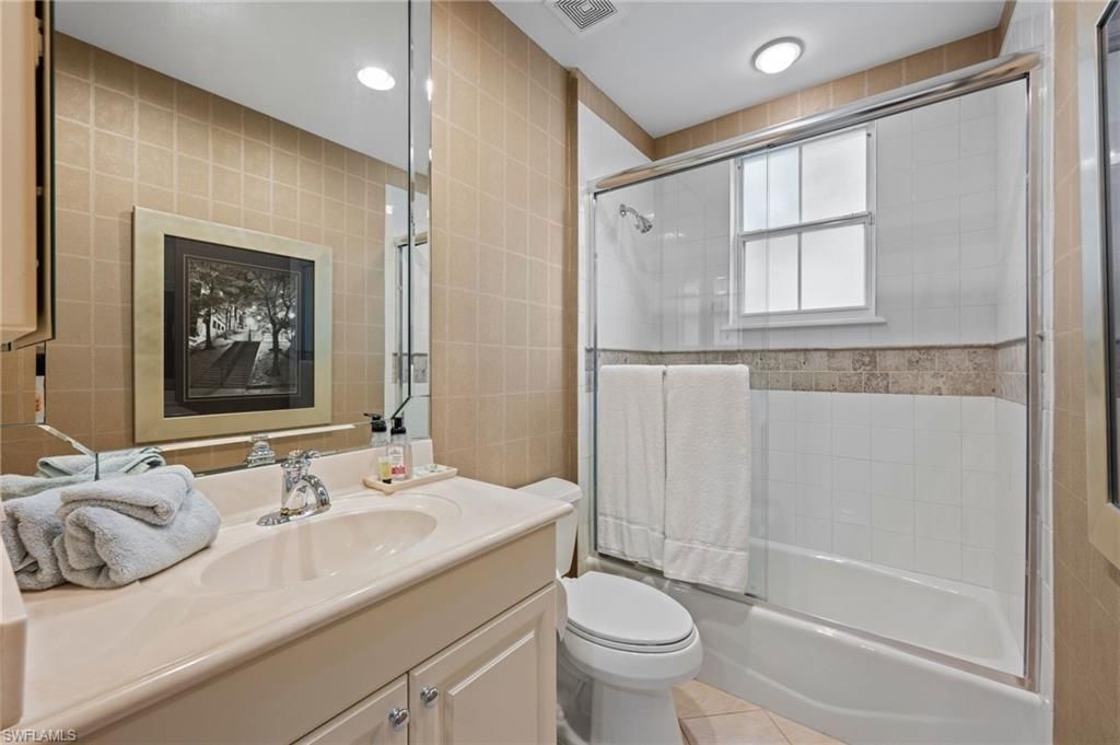2809 Tiburon Blvd E, Unit 2-101, Naples, FL 34109 Photo
