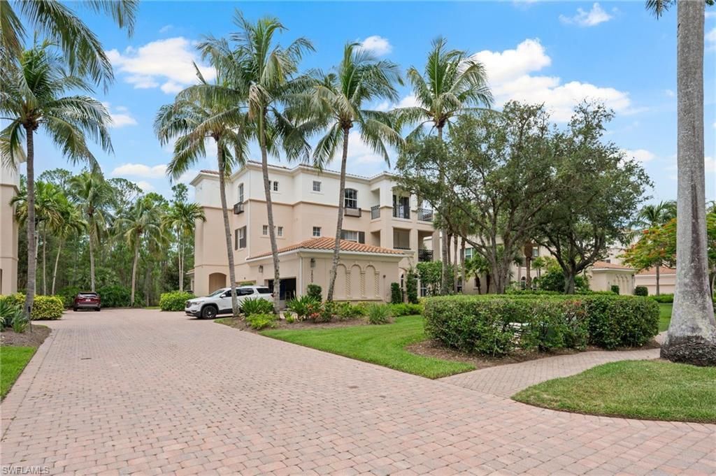 2809 Tiburon Blvd E, Unit 2-101, Naples, FL 34109 Photo