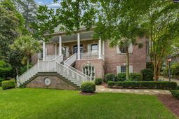 116 Country Club Drive  photo 4