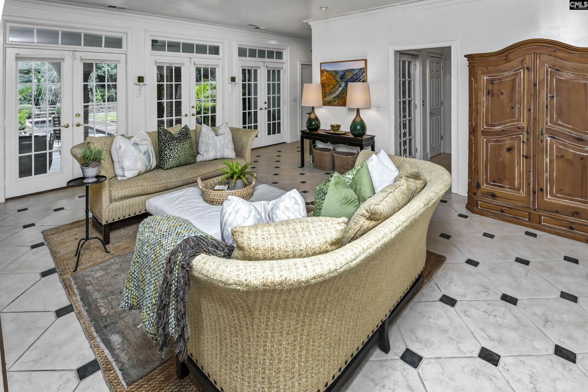116 Country Club Drive  Photo 49