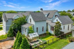 821 Harborside Lane  photo 4