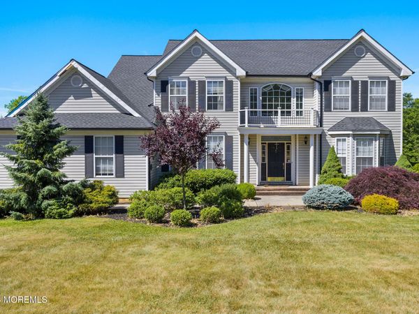 9 Trotter Way, Cream Ridge, NJ 08514