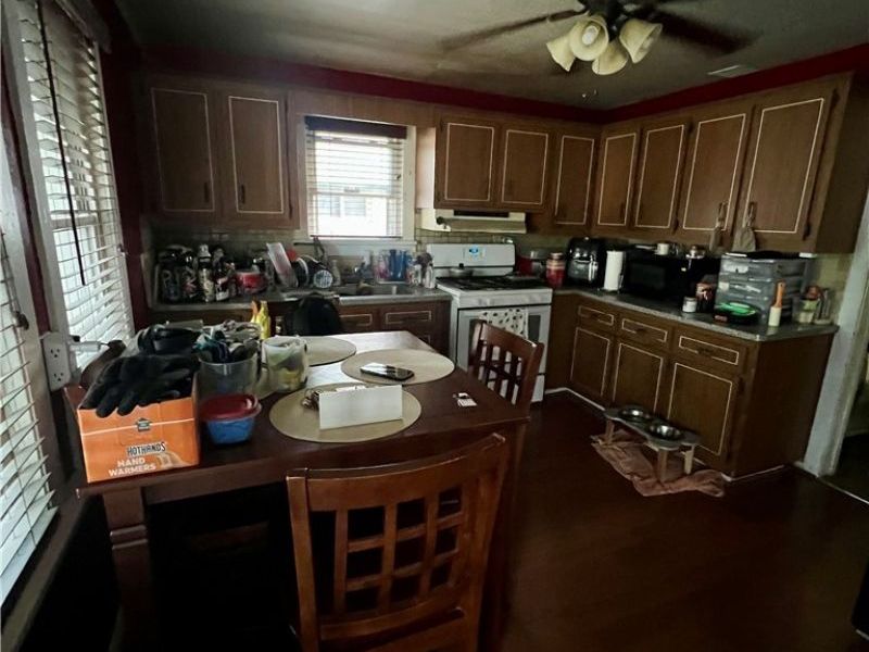 2107 Fulton Road, Cleveland, OH 44113 Photo 7