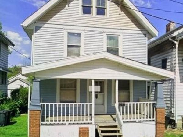 759 Fern Street , Akron, OH 44307