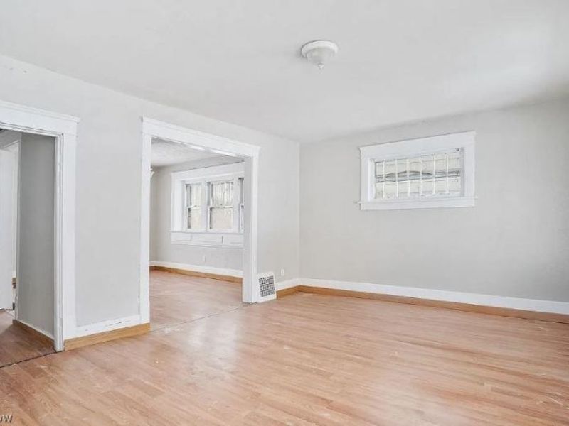 759 Fern Street, Akron, OH 44307 Photo 8