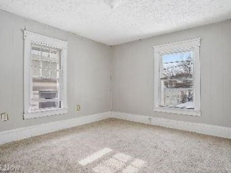 759 Fern Street, Akron, OH 44307 Photo 9