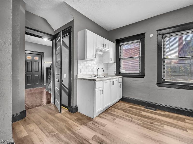 2893 E 119th Street, Cleveland, OH 44120 Photo 11