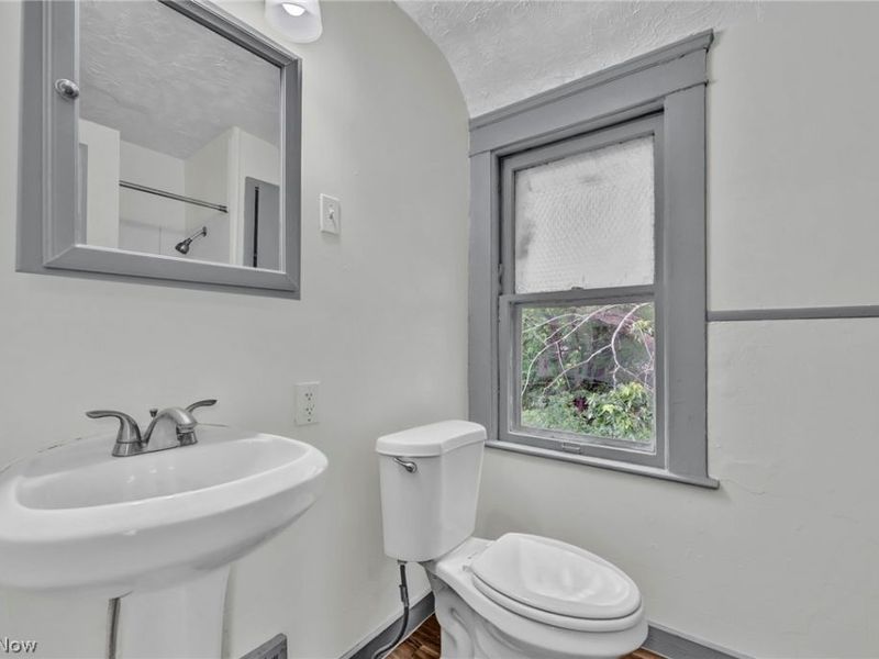 3341 E 145th Street, Cleveland, OH 44120 Photo 12