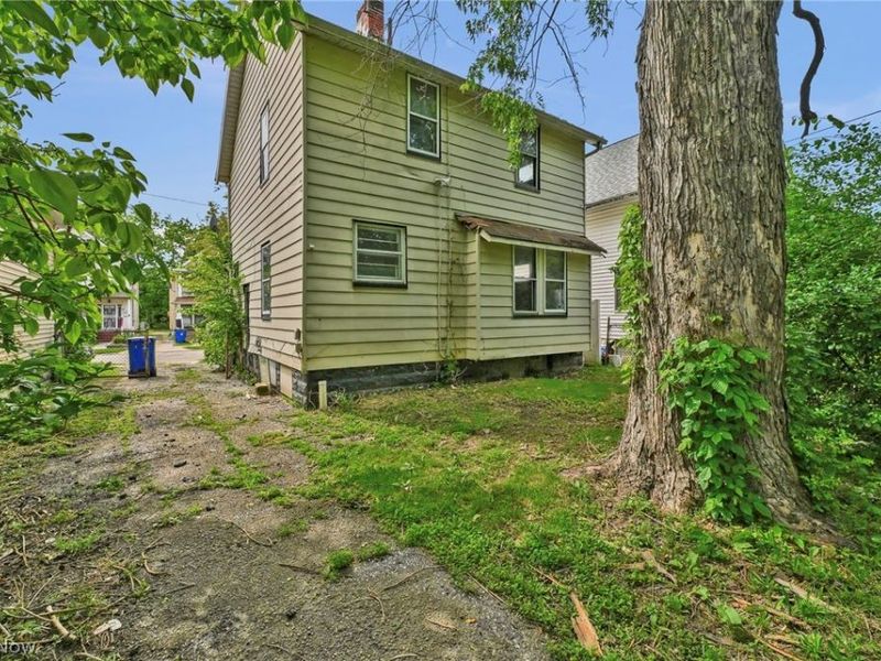 3341 E 145th Street, Cleveland, OH 44120 Photo 26