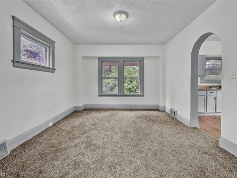 3341 E 145th Street, Cleveland, OH 44120 Photo 6