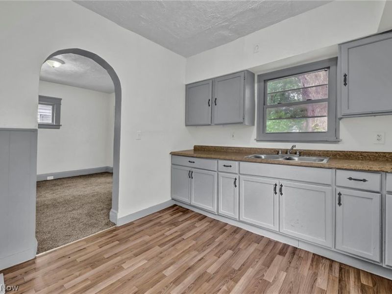 3341 E 145th Street, Cleveland, OH 44120 Photo 9
