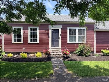 111 Monroe Street, Sackets Harbor, NY 13685