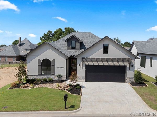 11966 S 94th East Avenue , Bixby, OK 74008