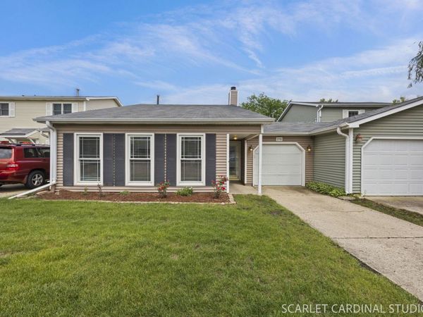 376 Thorncliffe Drive , Glendale Heights, IL 60139