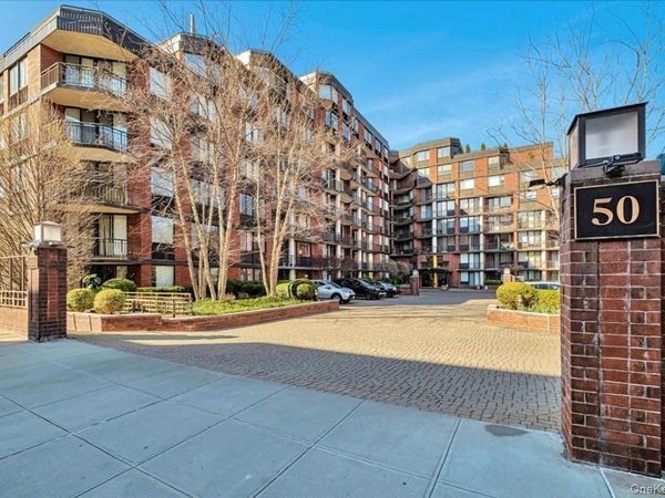 50 E Hartsdale Avenue , Unit 1W, Hartsdale, NY 10530