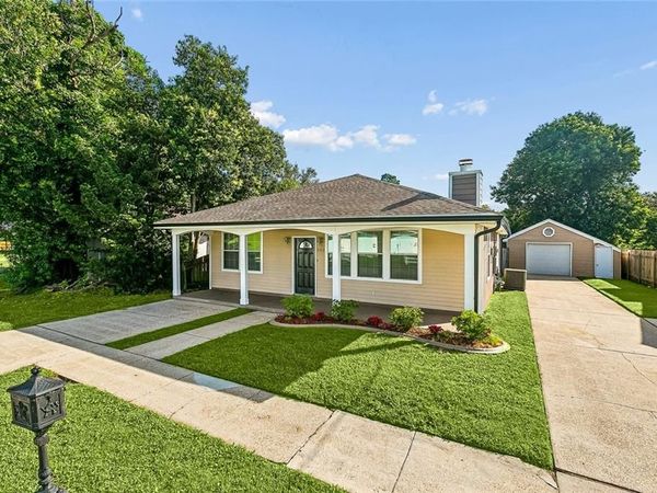 9313 RIVER Lane , River Ridge, LA 70123