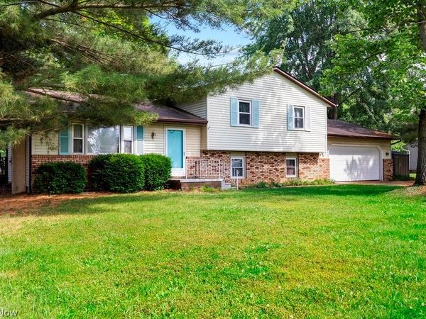 16741 Indian Hollow Road, Grafton, OH 44044