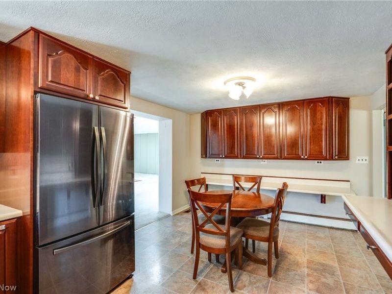 4710 Brunnerdale Avenue NW, Canton, OH 44718 Photo 12