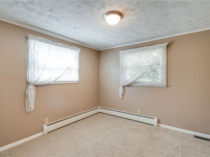 4710 Brunnerdale Avenue NW, Canton, OH 44718 Photo 23