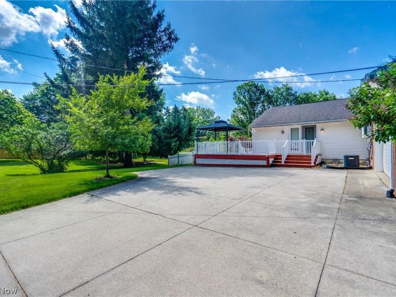 4710 Brunnerdale Avenue NW, Canton, OH 44718 Photo 32
