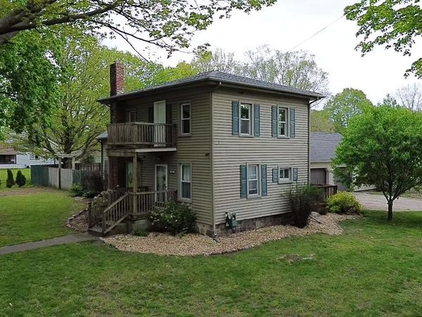 709 E Isham Street, Lyons, MI 48851