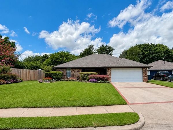 6901 Abilene Drive, Sachse, TX 75048
