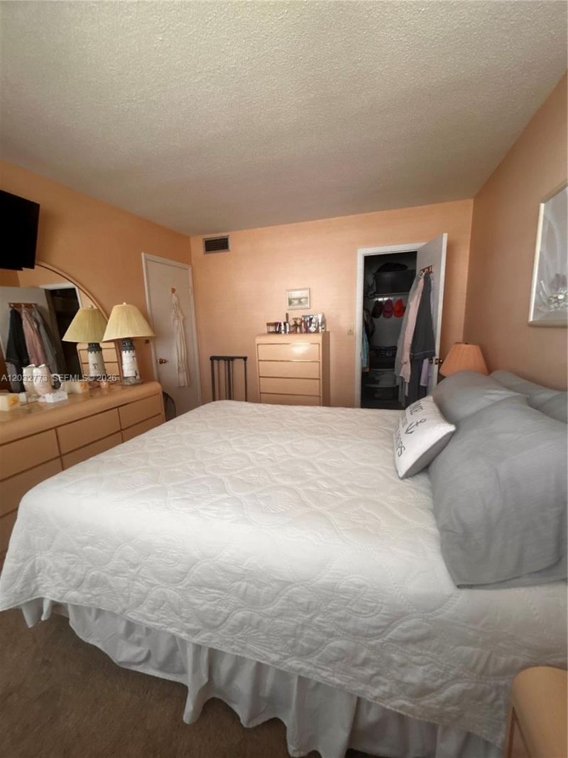 1750 Jefferson St , Unit 303, Hollywood, FL 33020 Photo