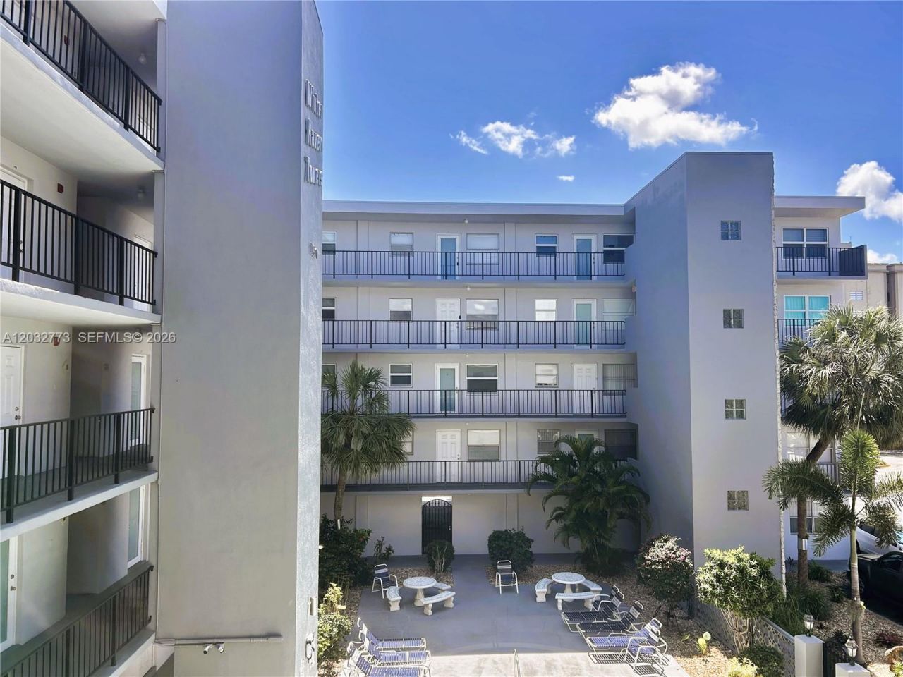 1750 Jefferson St, Unit 303, Hollywood, FL 33020 Photo
