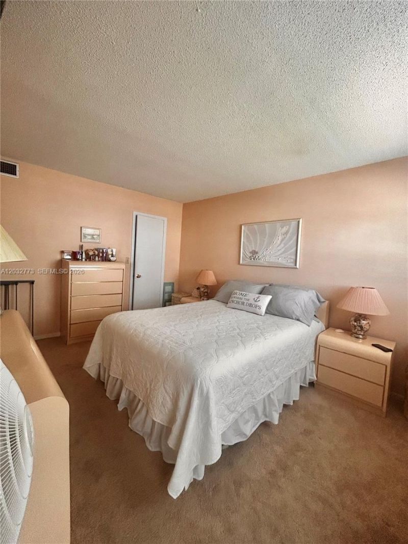 1750 Jefferson St , Unit 303, Hollywood, FL 33020 Photo