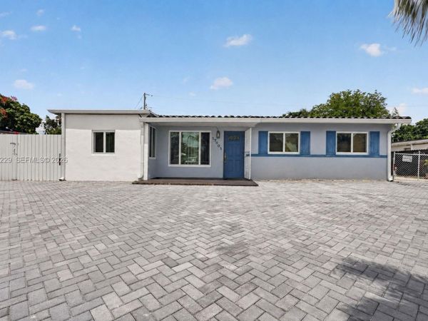 17001 NW 53rd Ct , Miami Gardens, FL 33055