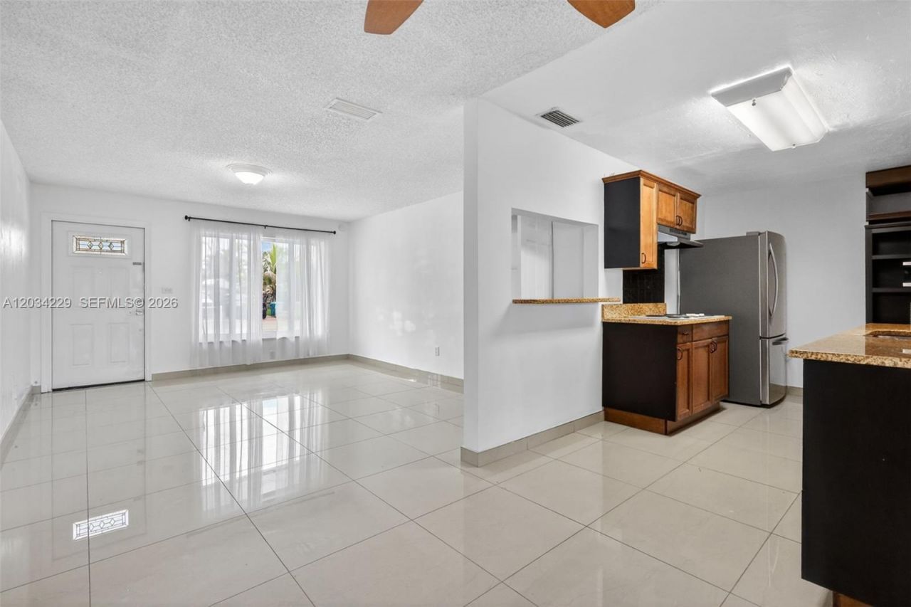 17001 NW 53rd Ct , Miami Gardens, FL 33055 Photo