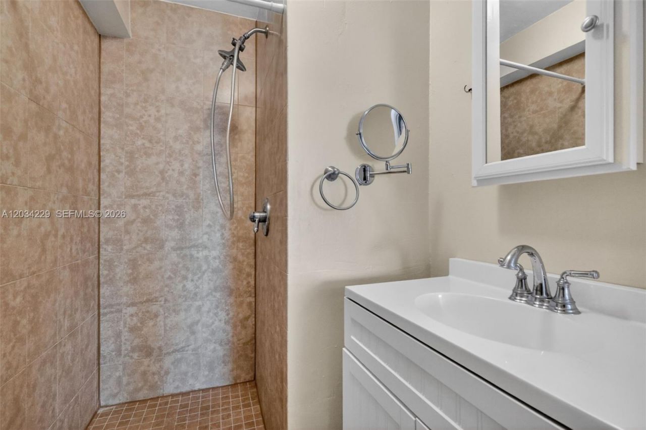17001 NW 53rd Ct , Miami Gardens, FL 33055 Photo