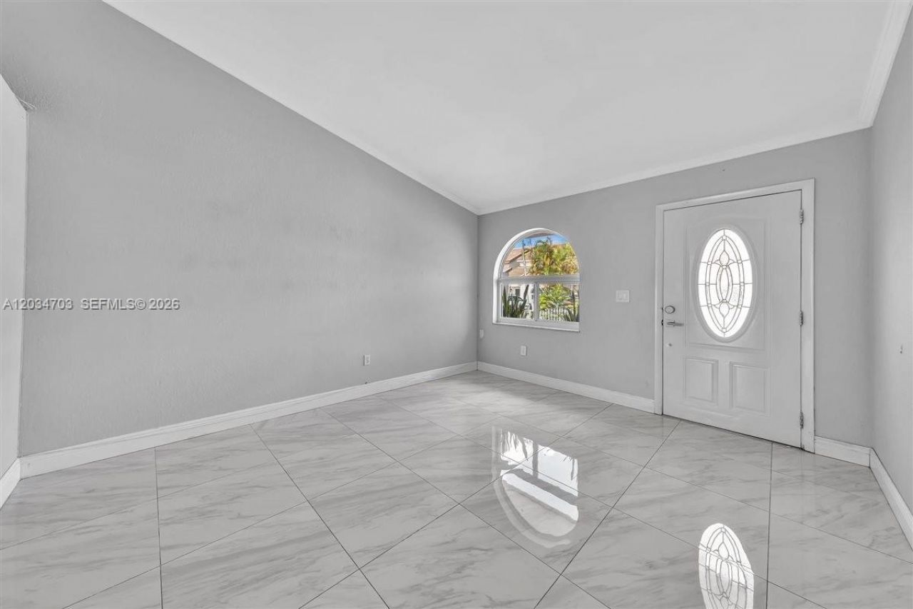 5445 W 27th Lane , Hialeah, FL 33016 Photo