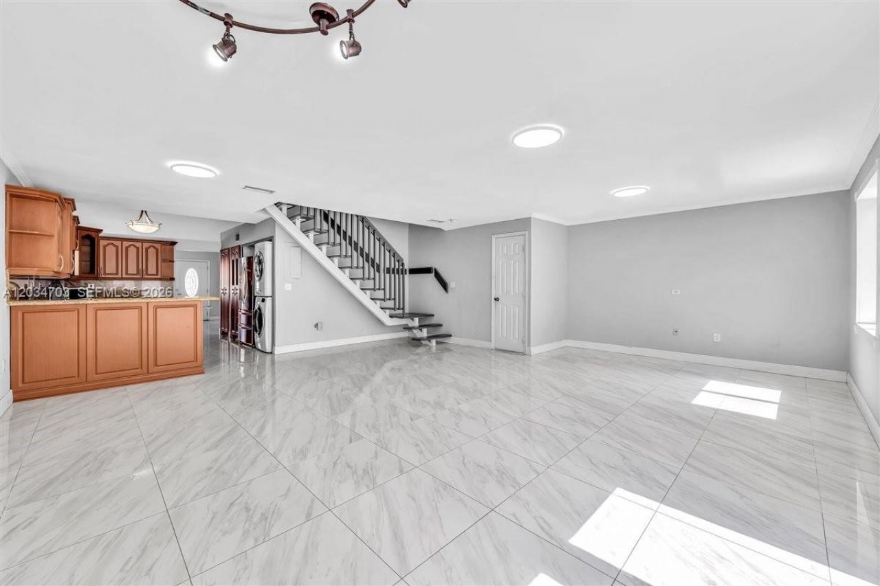 5445 W 27th Lane , Hialeah, FL 33016 Photo