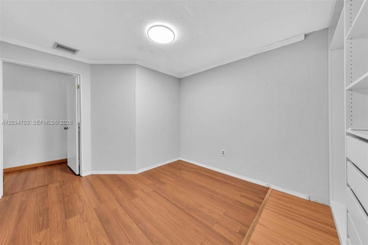 5445 W 27th Lane , Hialeah, FL 33016 Photo