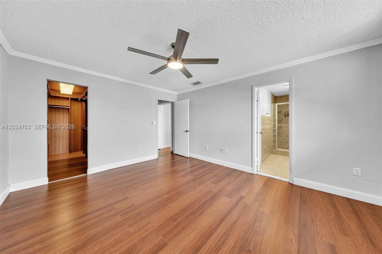 5445 W 27th Lane , Hialeah, FL 33016 Photo
