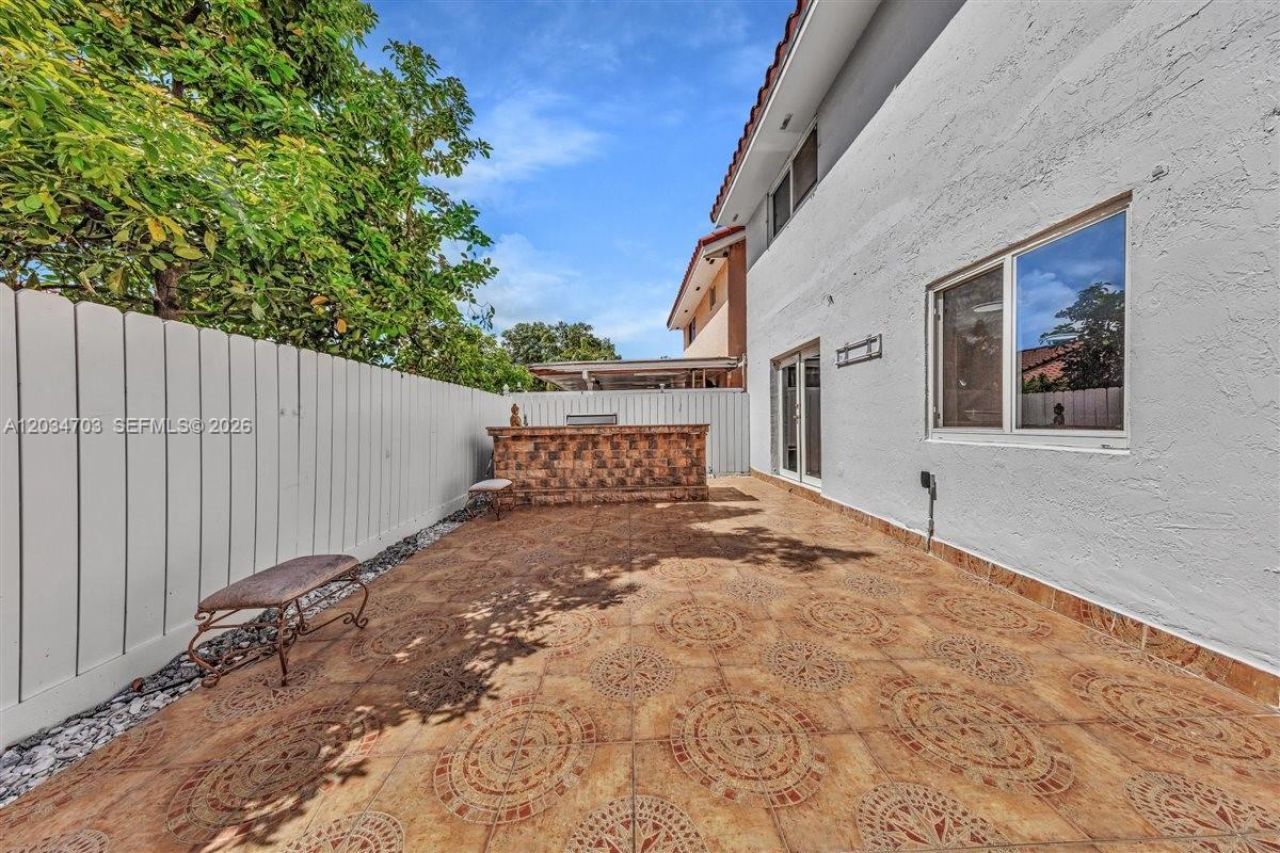 5445 W 27th Lane , Hialeah, FL 33016 Photo