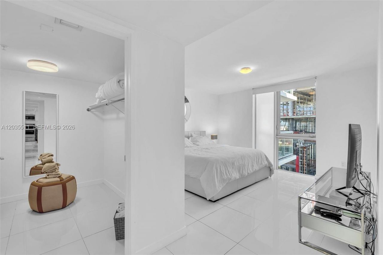 9901 E Bay Harbor Dr, Unit 802, Bay Harbor Islands, FL 33154 Photo