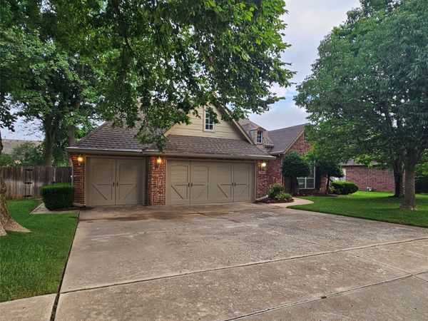 7404 E Forest Ridge Boulevard , Broken Arrow, OK 74014