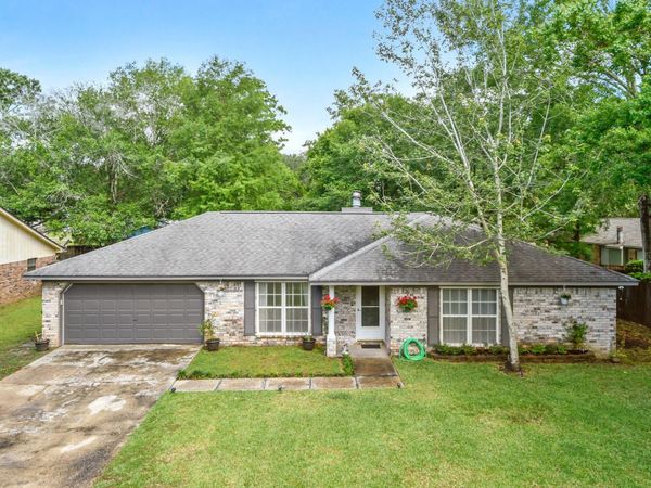 3617 Ridgecrest Drive, Gautier, MS 39553