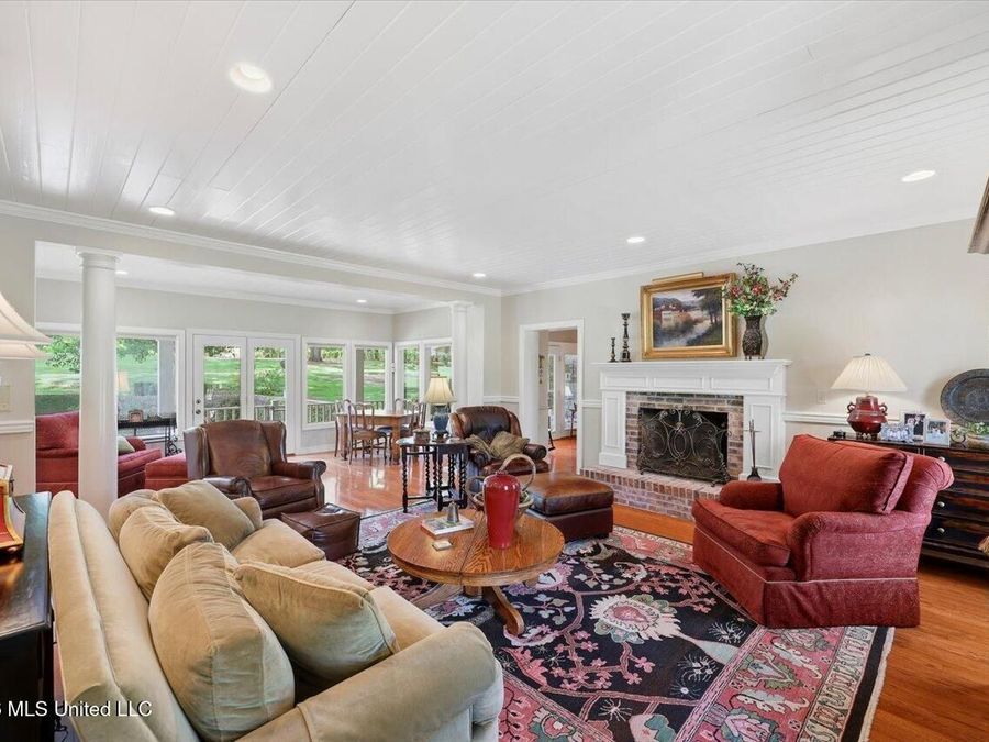 Property Image 6