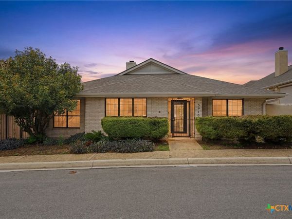 5910 Crescent Falls, Windcrest, TX 78239