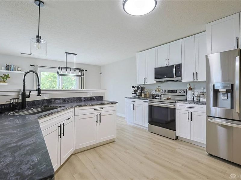 289 Hennepin Drive, Maineville, OH 45039 Photo 12