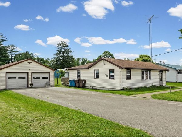 407 N Howard Street, Oxford, IN 47971