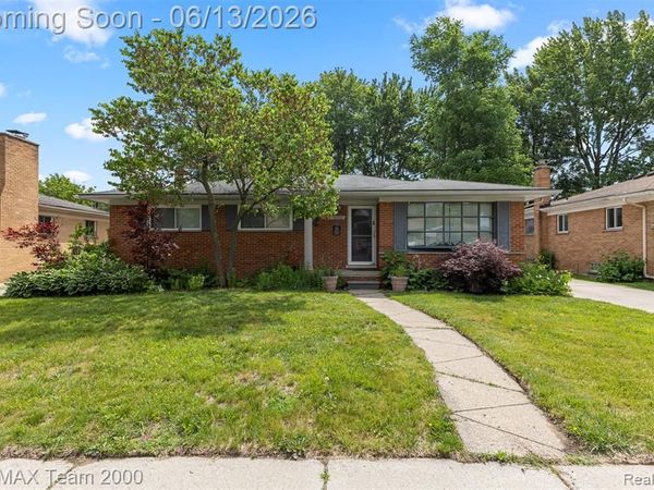 14370 Alexander Street, Livonia, MI 48154