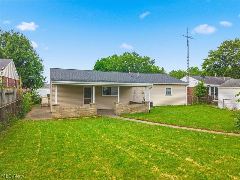 2457 Cathy Drive NE, Canton, OH 44705 Photo 21